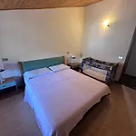 L'oliveto Garden And Swimming Pool بيت للعطل