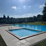 L'oliveto Garden And Swimming Pool *