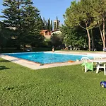 بيت للعطل L'oliveto Garden And Swimming Pool *